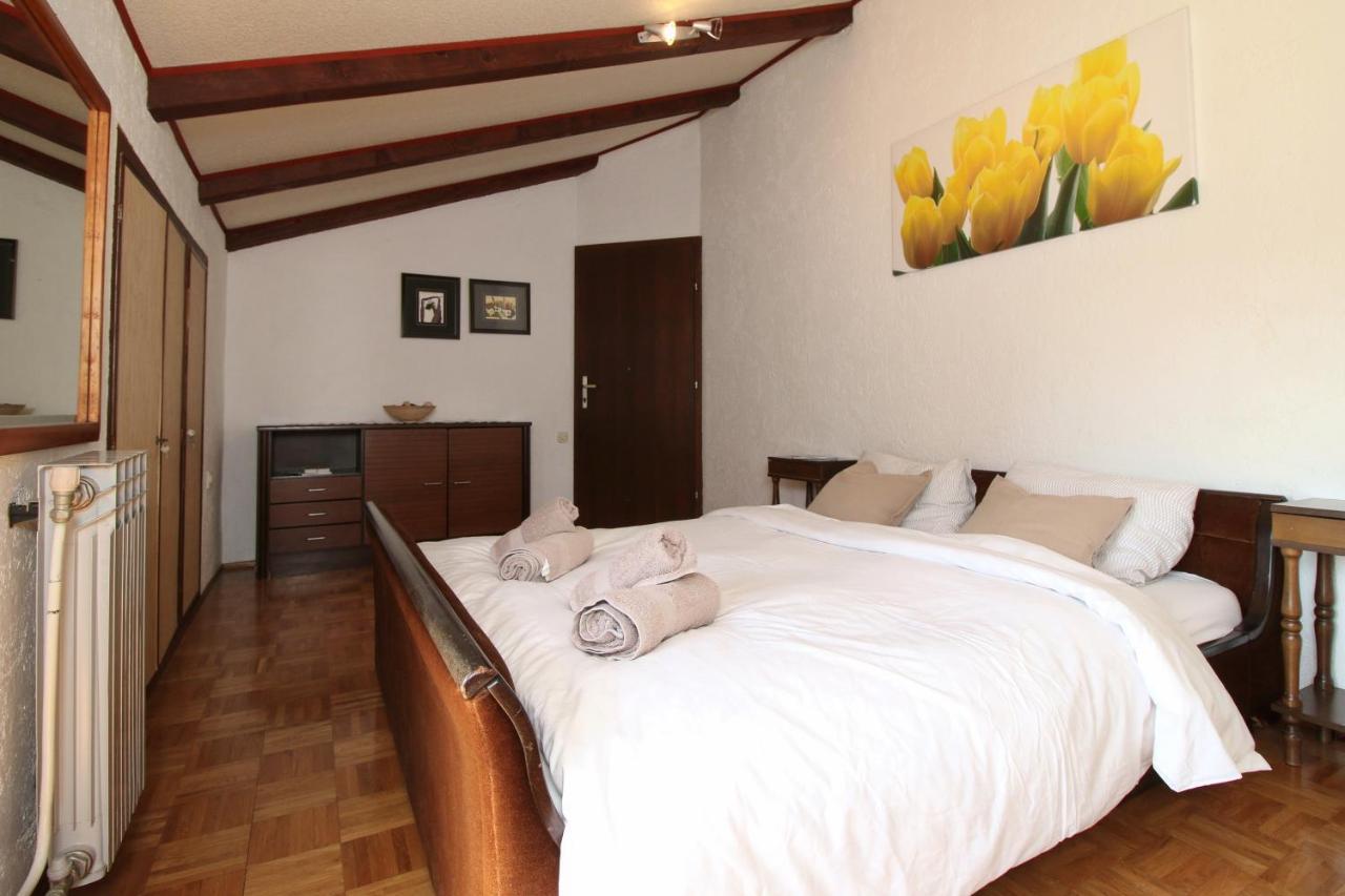 Apartment Nana Ровинь Экстерьер фото